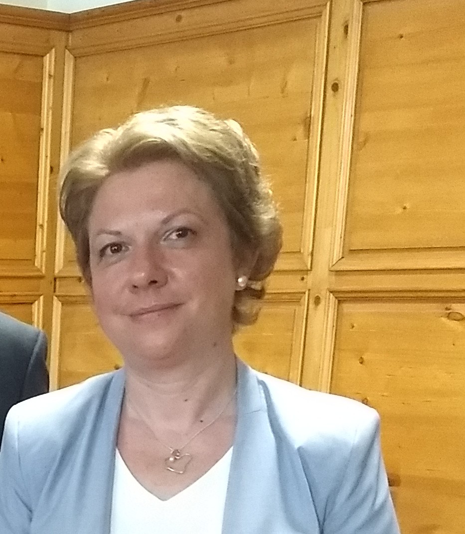 Петя Неделева