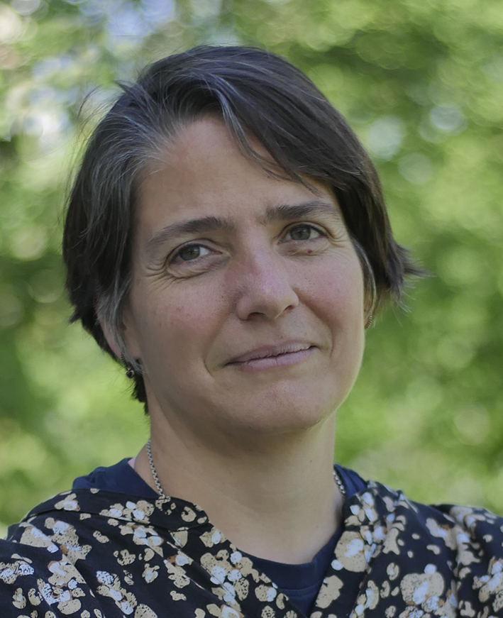 Иванка Добрева-Драгостинова