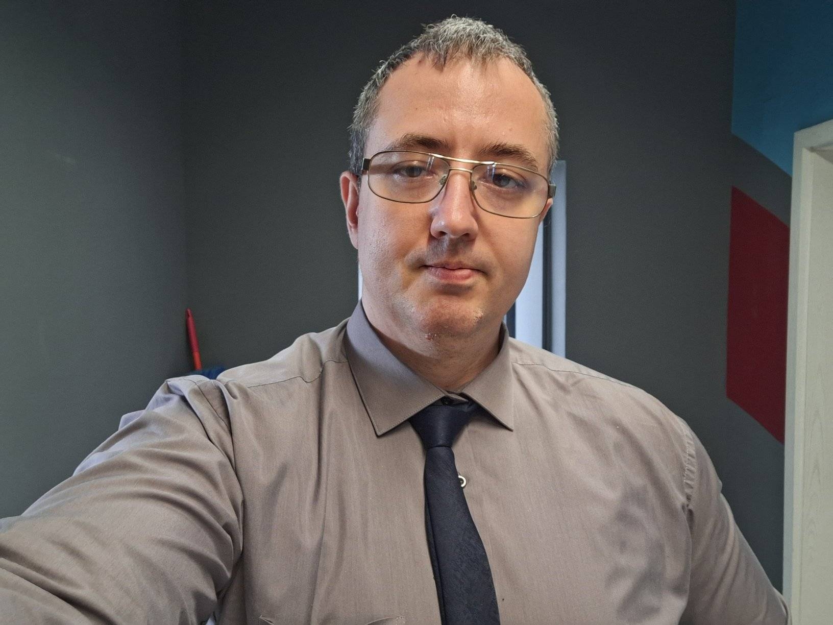 Лъчезар Томов